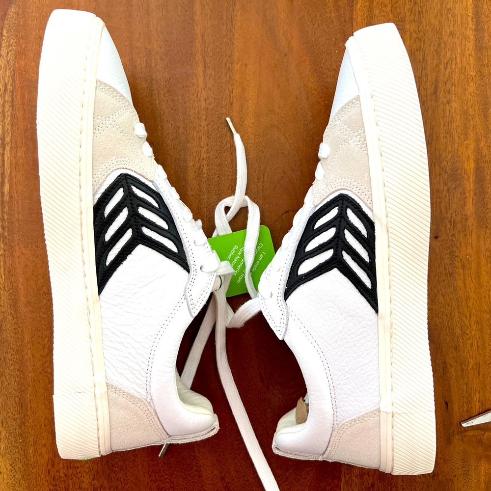 CARIUMA Catiba Pro Sz 11 Skate White Prem Leather Vintage White Suede sneakers